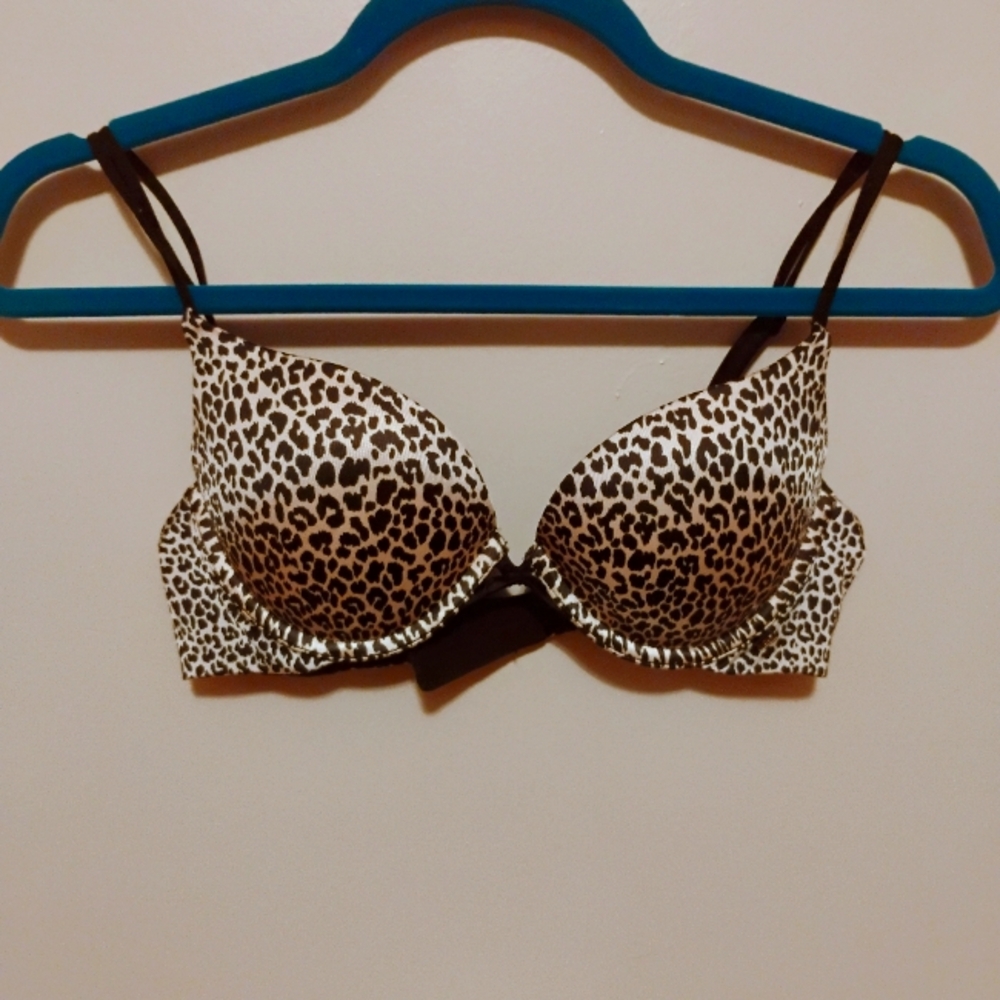 Leopard print Victoria's secret push up bra